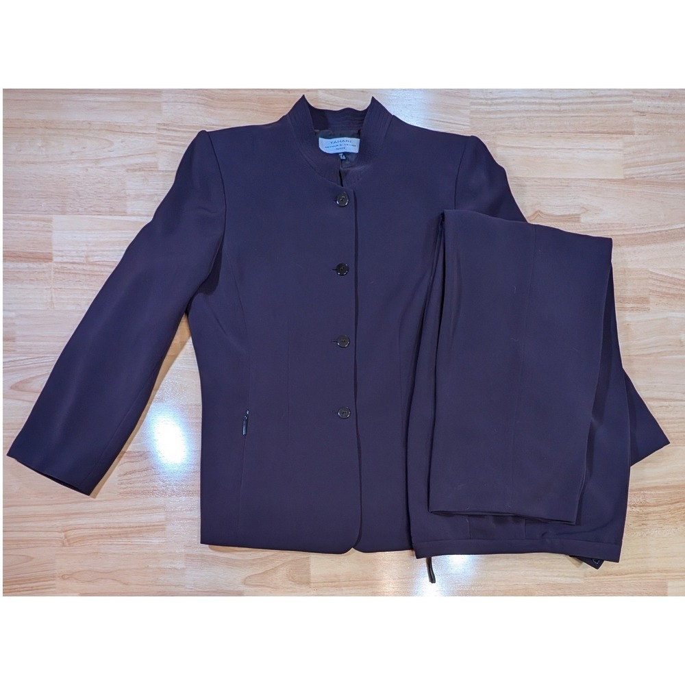 Tahari Arthur S Levine Women 14P Eggplant Purple Mandarin Collar Pant Suit Set